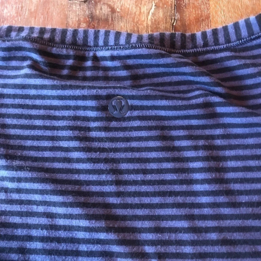 Lululemon Athletica Purple Black Striped T-Shirt Athletic Top